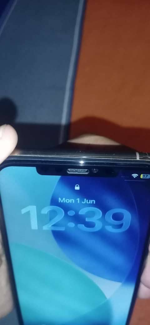 iphone 11 pro max 3