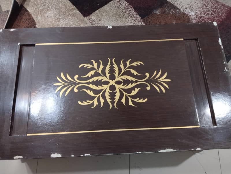 center table 0
