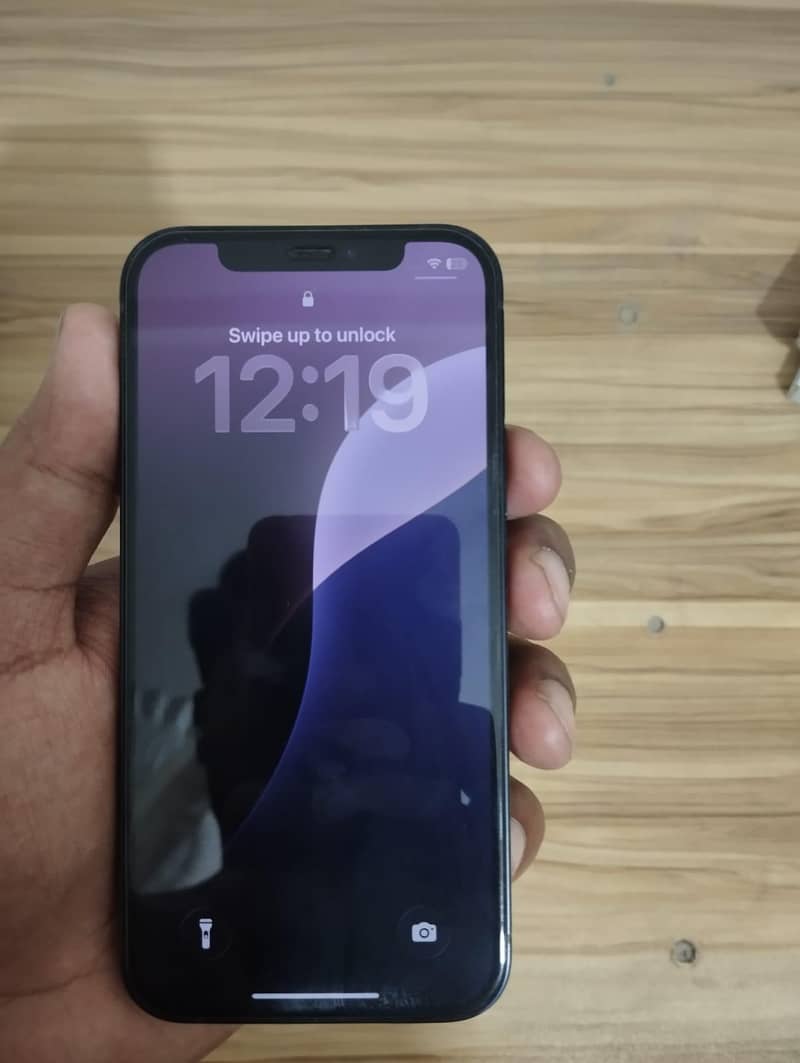 Apple iPhone 12 6