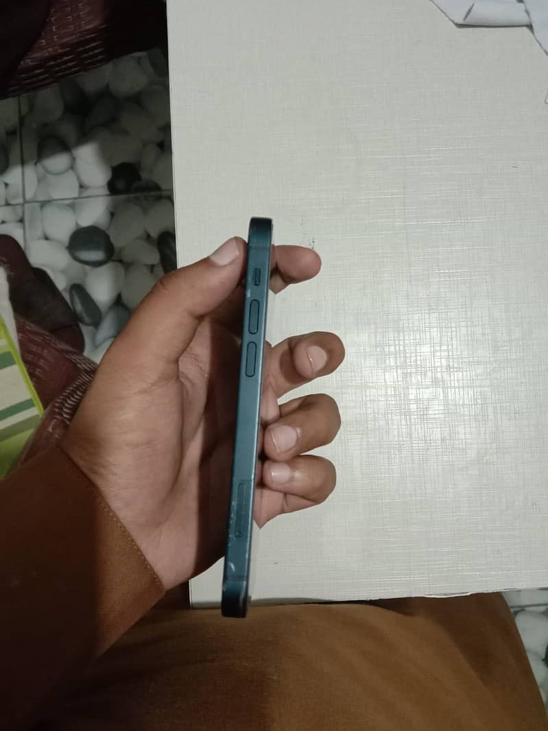 Apple iPhone 13 mini 2