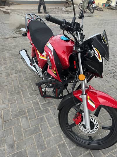 Honda CB 150F 2025