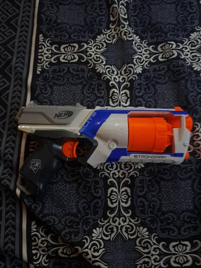 nerf elite n strike strongarm