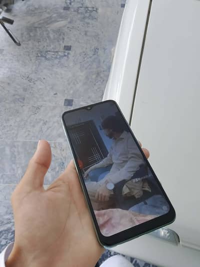 Vivo Y17