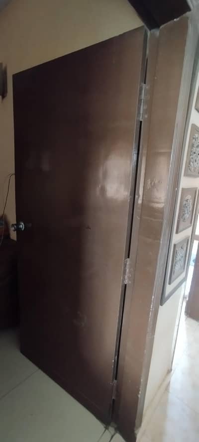 6 wooden doors without locks