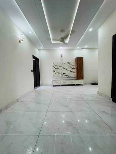 5 Marla Furnished Upper Portion For Rent In Lake City - Sector M-6 Raiwind Road Lahore