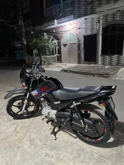 Yamaha YBR modified - Very Good condition.