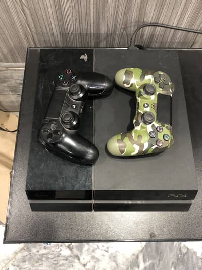 Almost brand new ps4 fat