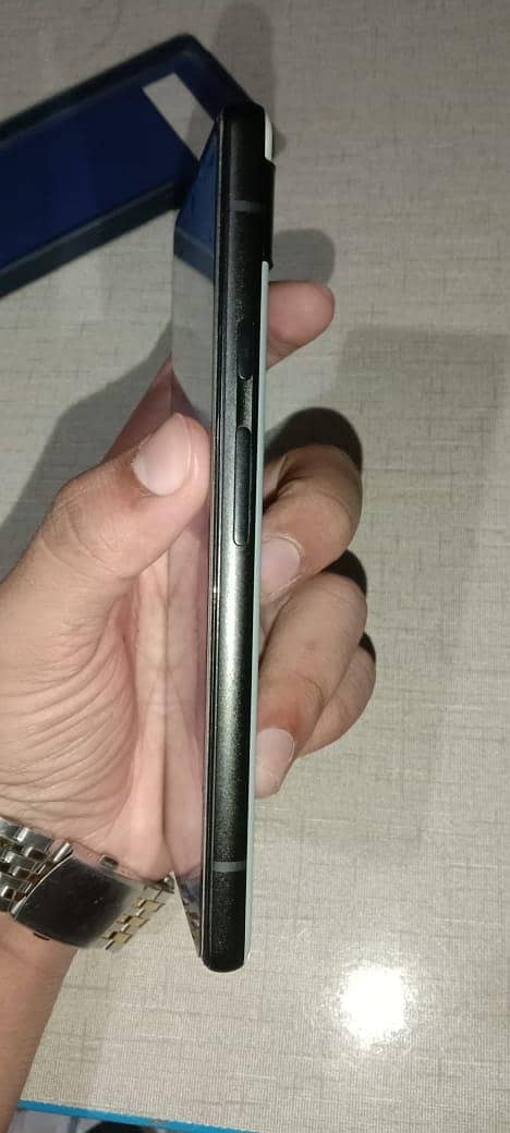 Google Pixel 6a 4