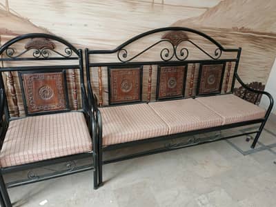 sofa set with seaty