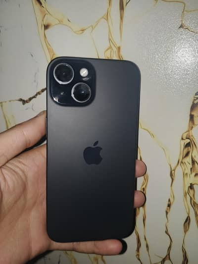 iPhone 15 90% plus health