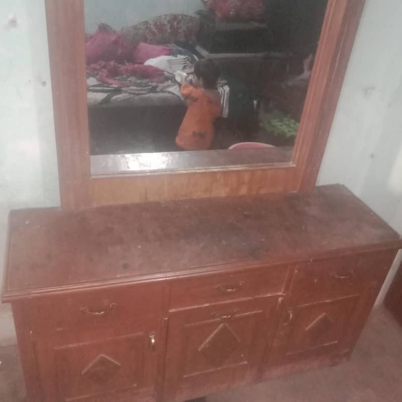 Dressing Table 2