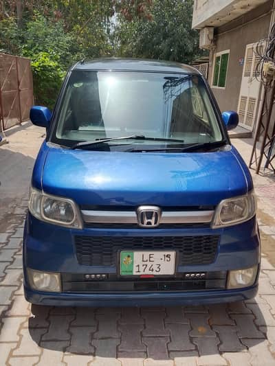 Honda Zest Sports minor touching