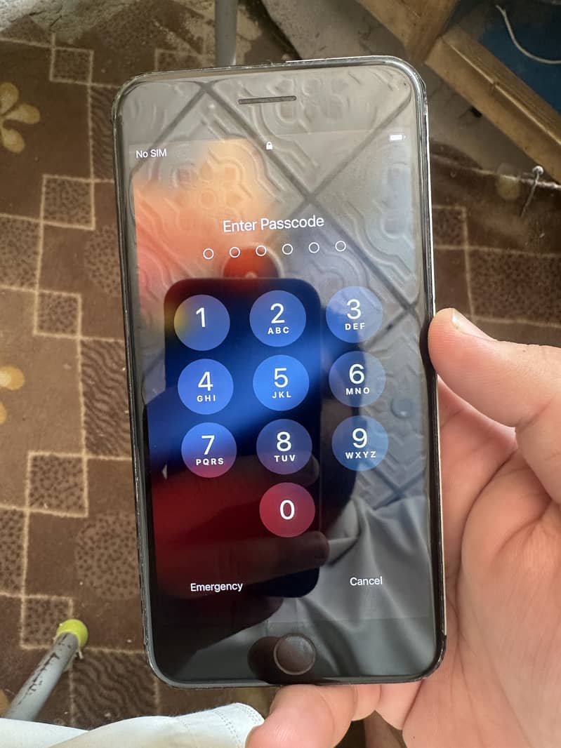 Apple iPhone 7 Plus 1