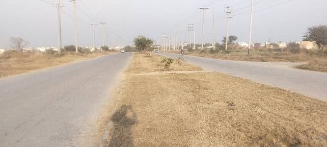 5 Marla Ideal Corner Option Plot For Sale