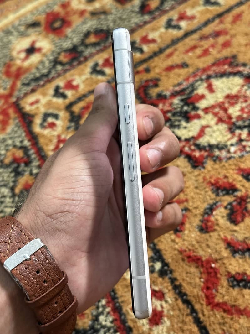 Google Pixel 7a 3