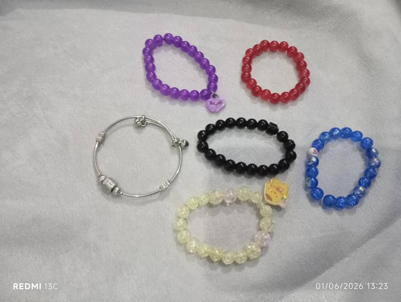 bracelet 0