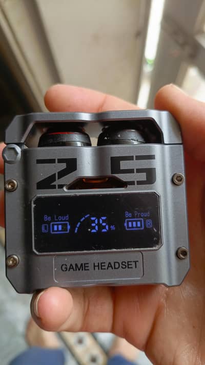 Gaming earbuds