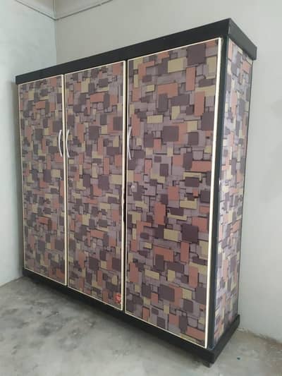 3 Doors Wooden Wardrobe (Almari) ,Heavyweight, Best condition for sale