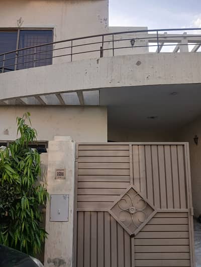 Prominently-Located House Available In Shalimar Colony For Sale