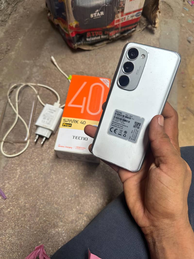 spark 40 pro plus 13