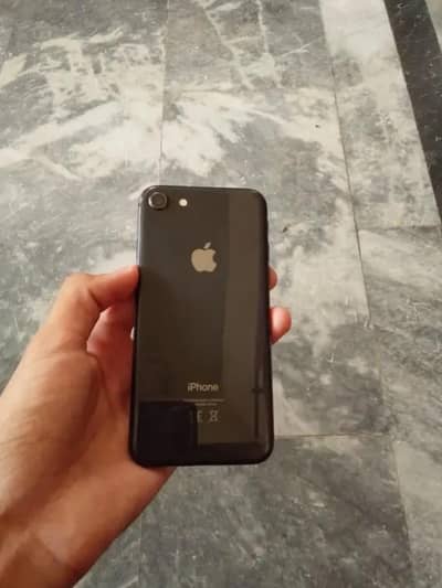 Apple iPhone 8