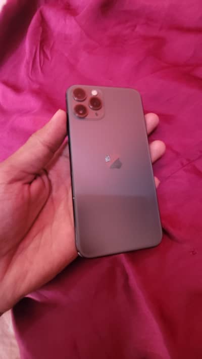 iPhone 11 Pro hai non hai WhatsApp no 03461827481
