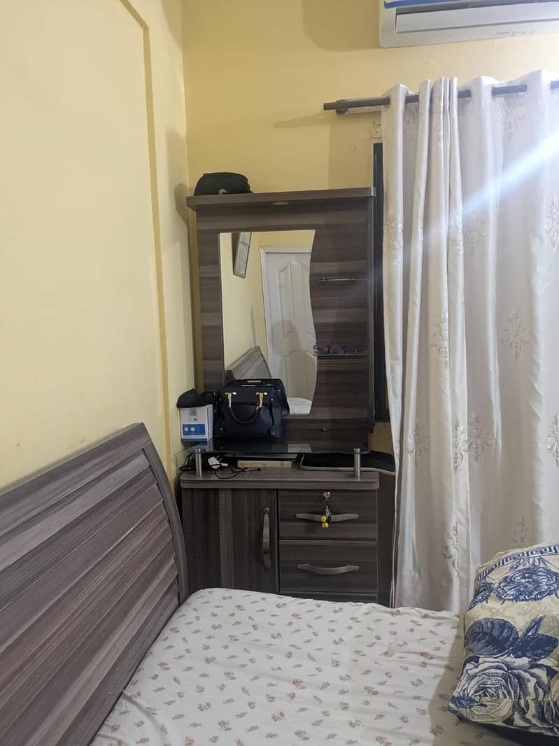 wardrobe +Dressing Table+ Bad set 4
