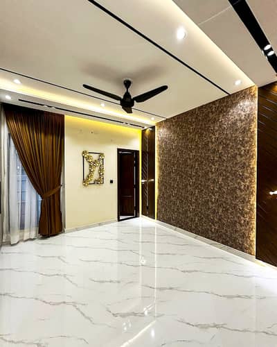 10 Marla Portion Available For Rent On Prime Location In Bahria Town