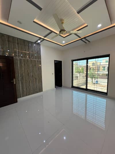 10 Marla House For Rent | Sector C | Bahira Town