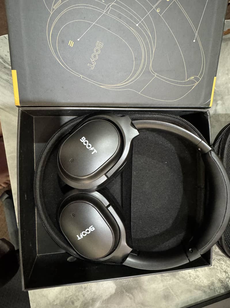 Boost Wave Wireless ANC Headset 2