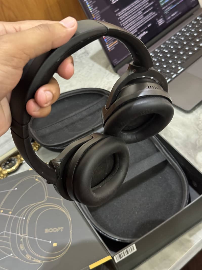 Boost Wave Wireless ANC Headset 4