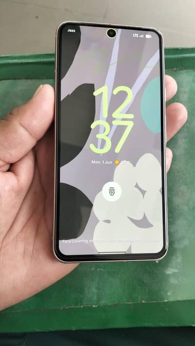 Google Pixel 8