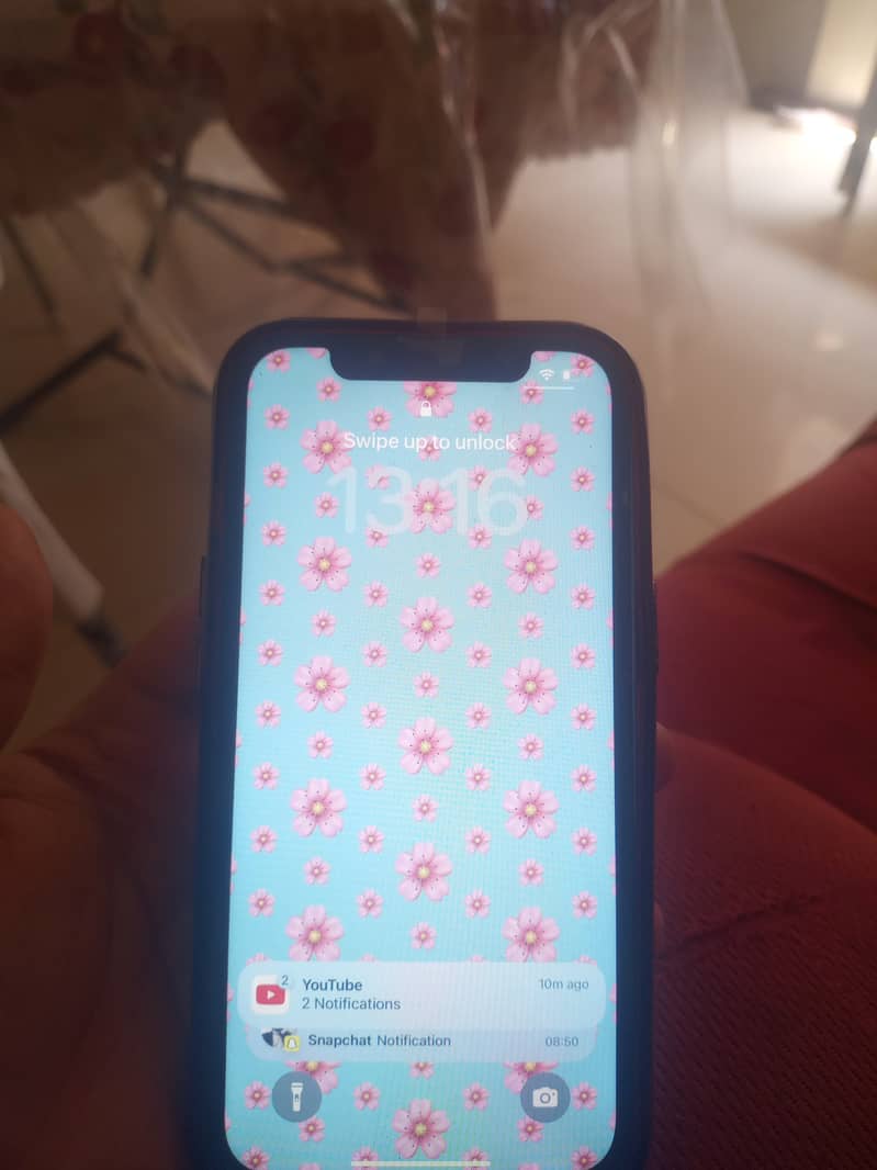 Apple iPhone 13 2