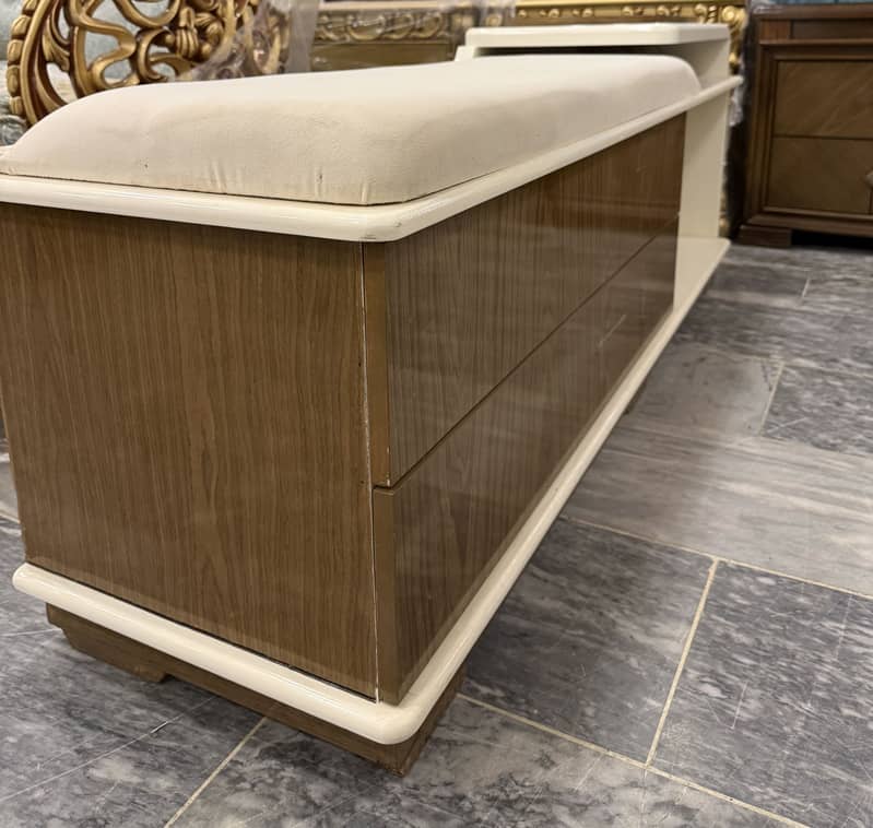 Modern Bedseti 2