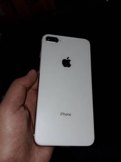 Apple iPhone 8 Plus.   03324588996