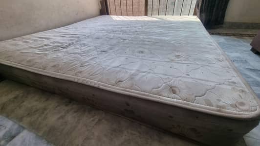Comfortable Used Mattress in Good Condition for Sale.