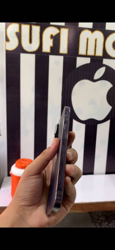 I phone 14 pro jv