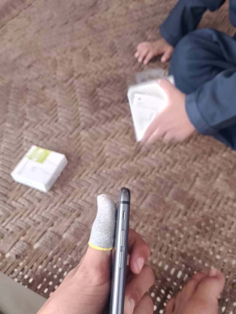 Apple iPhone 8 2