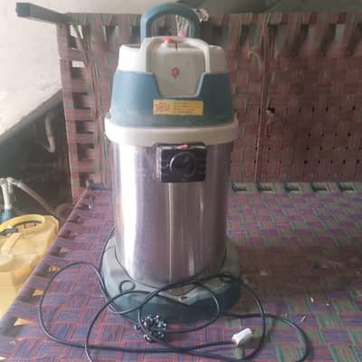 Commercial Vacuum Cleaner 30 L