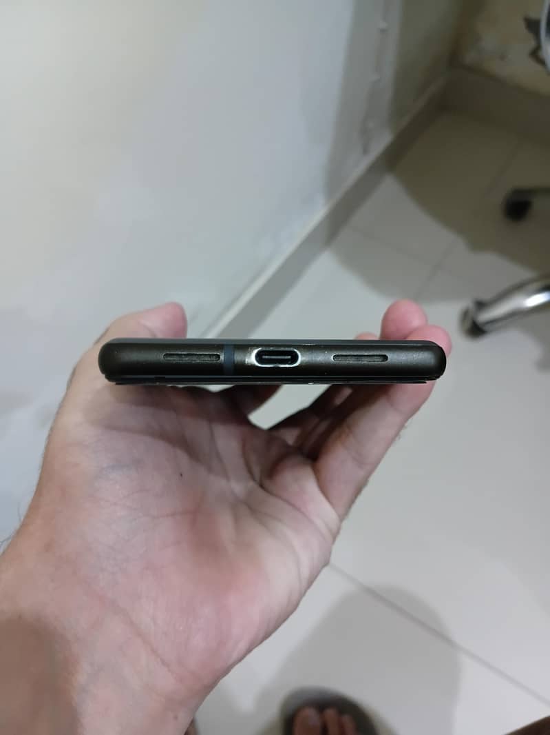 Google Pixel 6 3