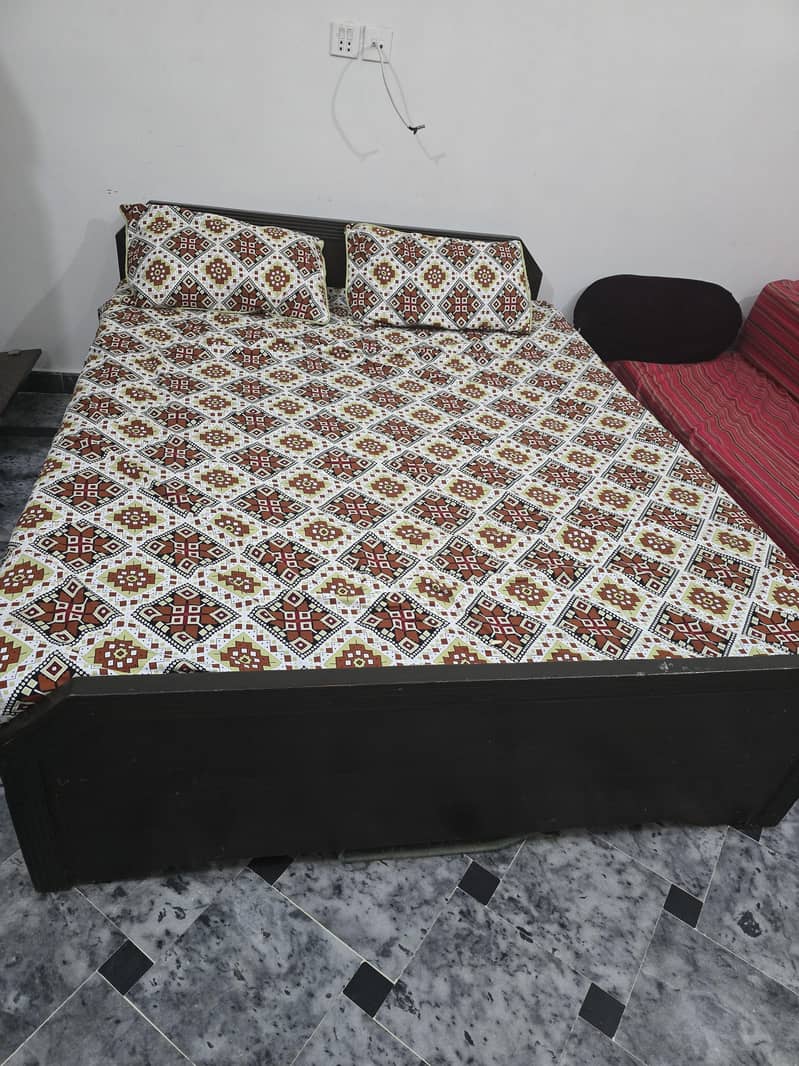 king size bed 1