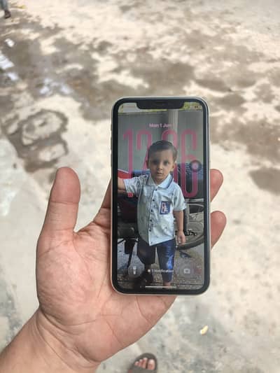 Apple iPhone 11