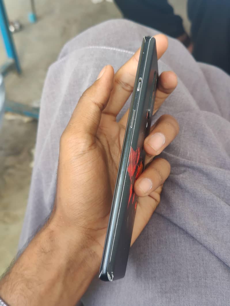 One Plus 8 5g 7