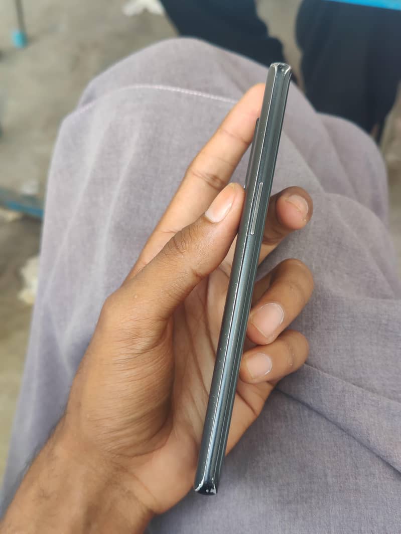 One Plus 8 5g 9