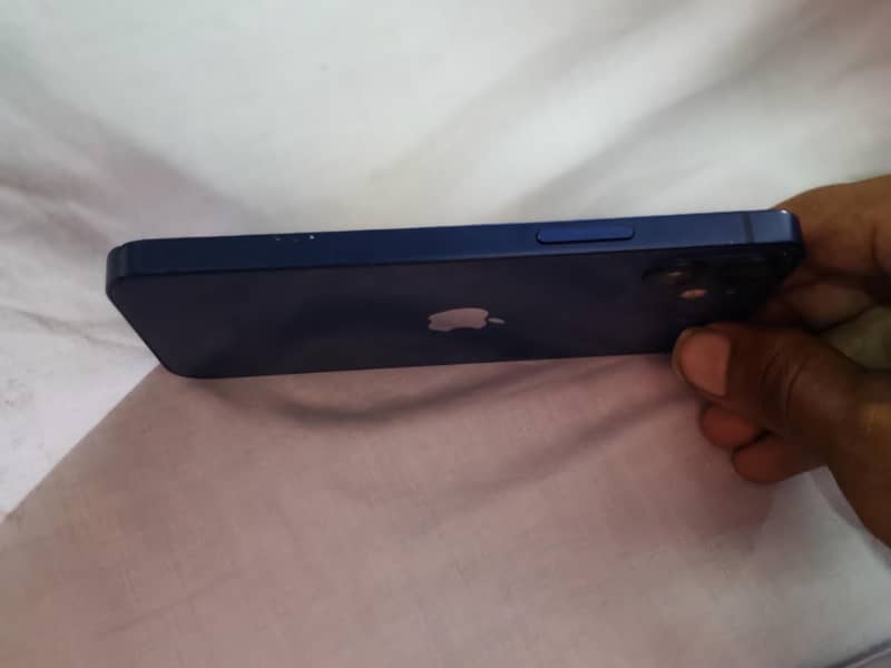 iphone 12 mini 2
