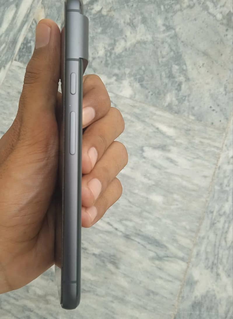 Google Pixel 8 3