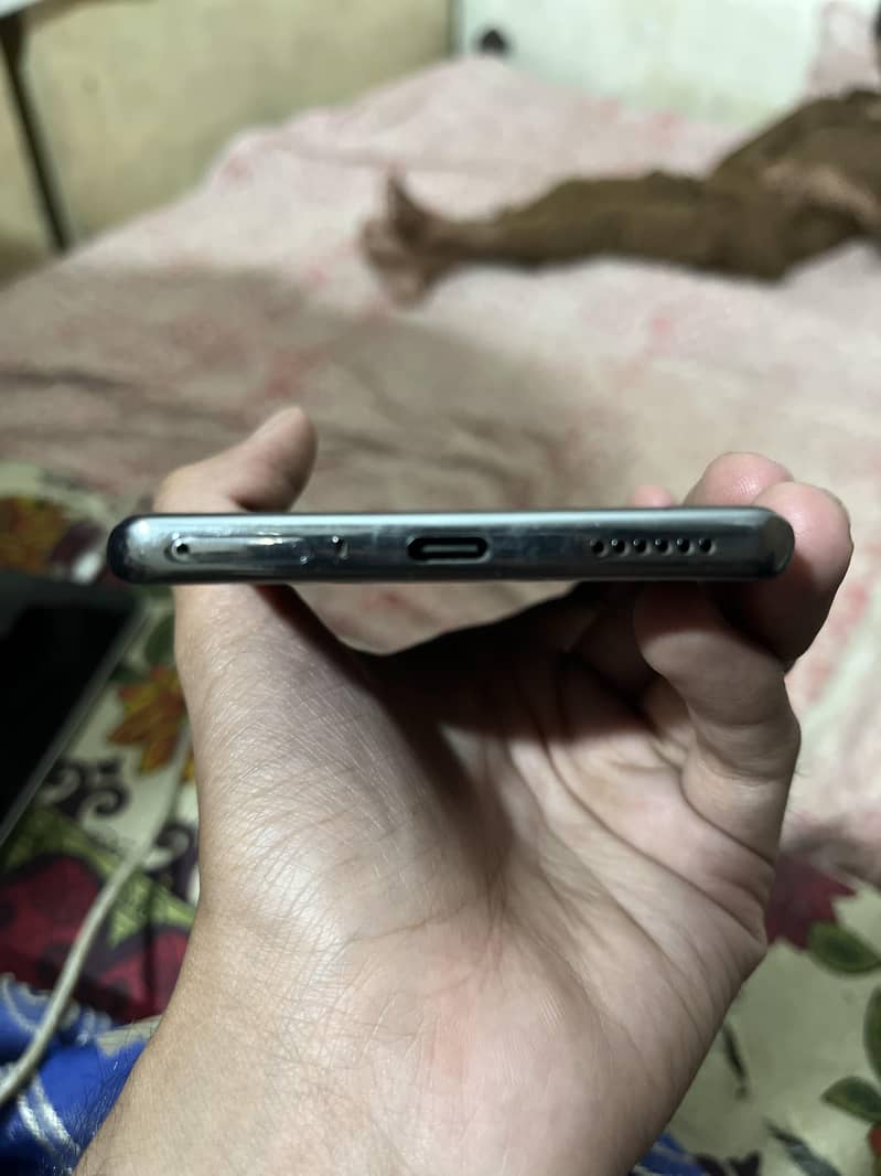 Tecno CAMON 40 Pro 4