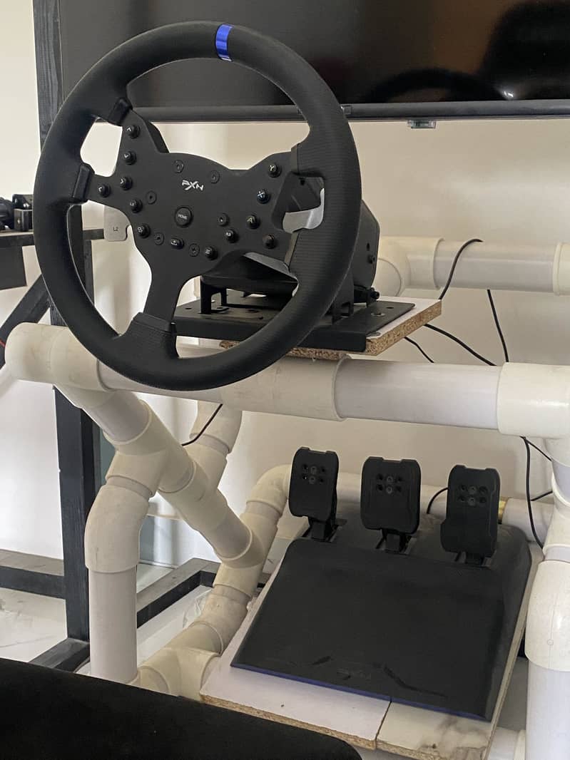 Pxn V99 forcefeedback Wheel 1