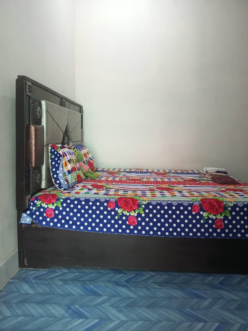 bed and Side table 2