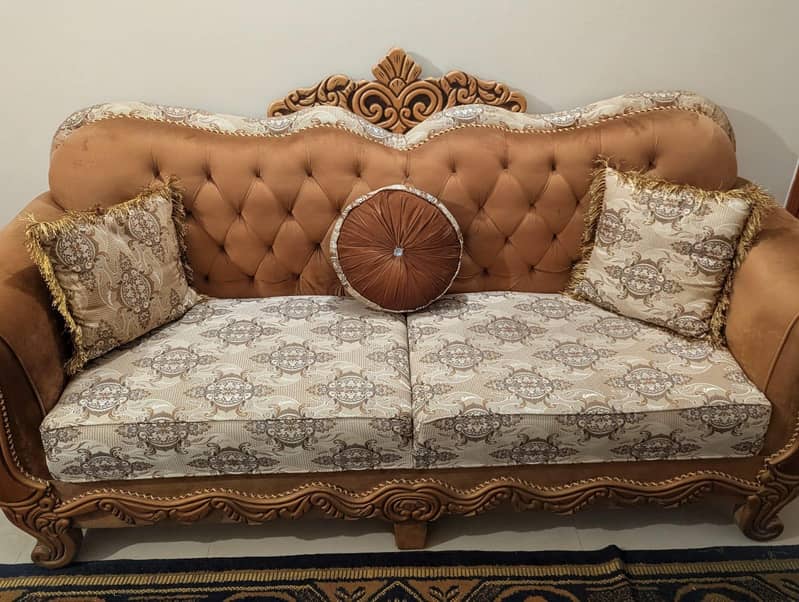 Excellent condition Sofa set 0